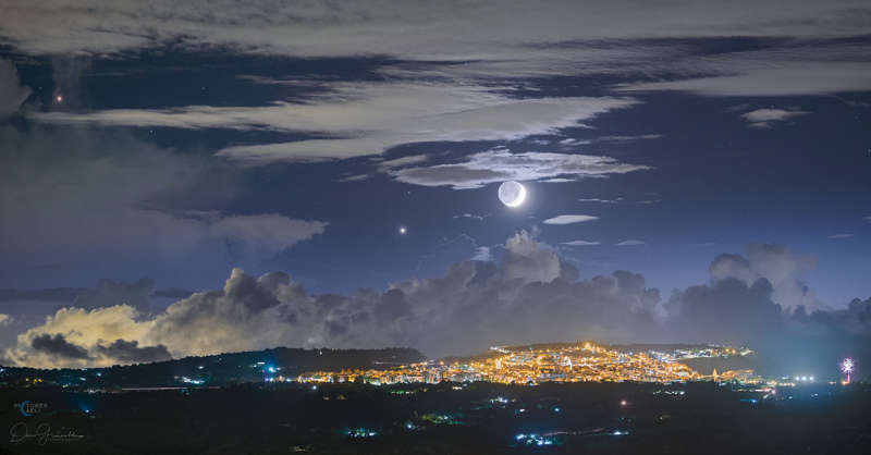 Пепельный свет Луны над Сицилией