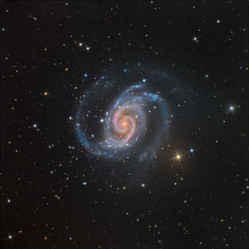 NGC 1566: спиральная галактика "Испанская танцовщица"