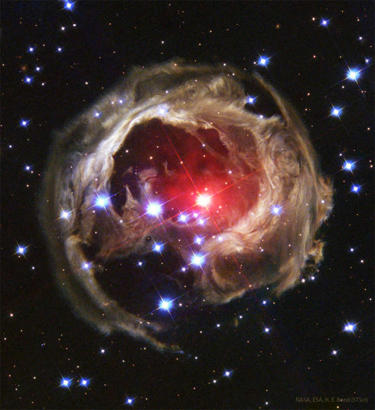 http://images.astronet.ru/pubd/2022/06/27/0001839310/V838Mon_Hubble_960.jpg