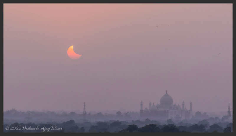 Sunset, Moonset, Taj Mahal