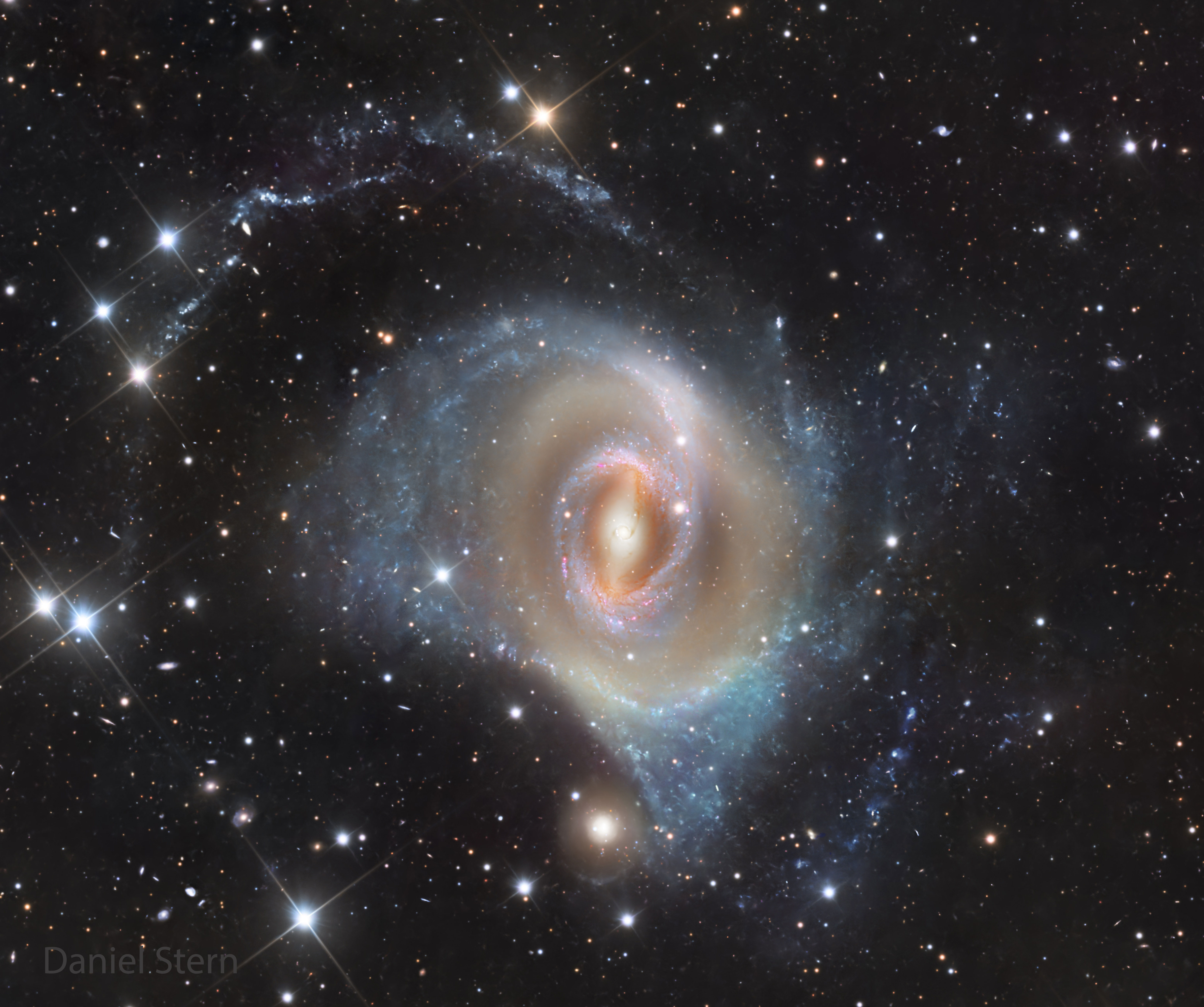 ���������� ��������� NGC 1512: ������� ����
