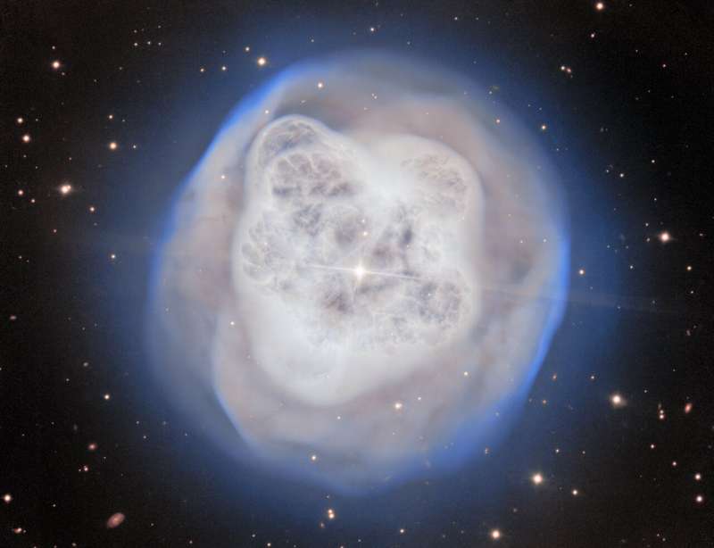 NGC 1514: ���������� ����������� ���