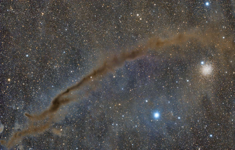 APOD: 2026 July 31 � NGC 4372 and the Dark Doodad
