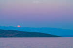 APOD: 2026 August 1 � Buck Moon and Belt of Venus