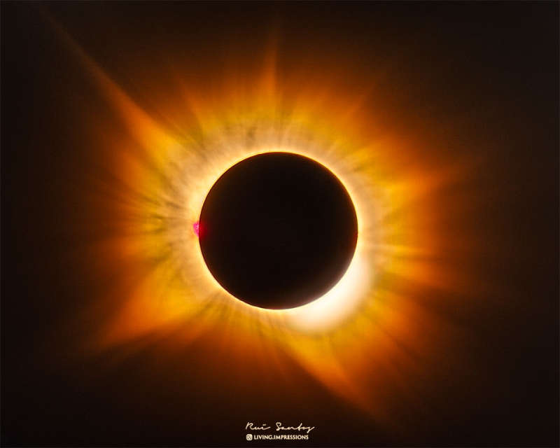 APOD: 2026 August 17 � A Golden Corona Eclipse