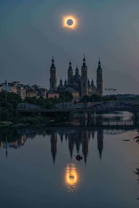 Полное солнечное затмение над Испанией