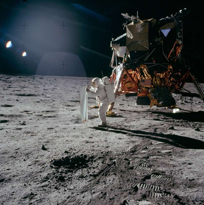 APOD: 2026 September 12 Б Apollo 11: Catching Some Sun
