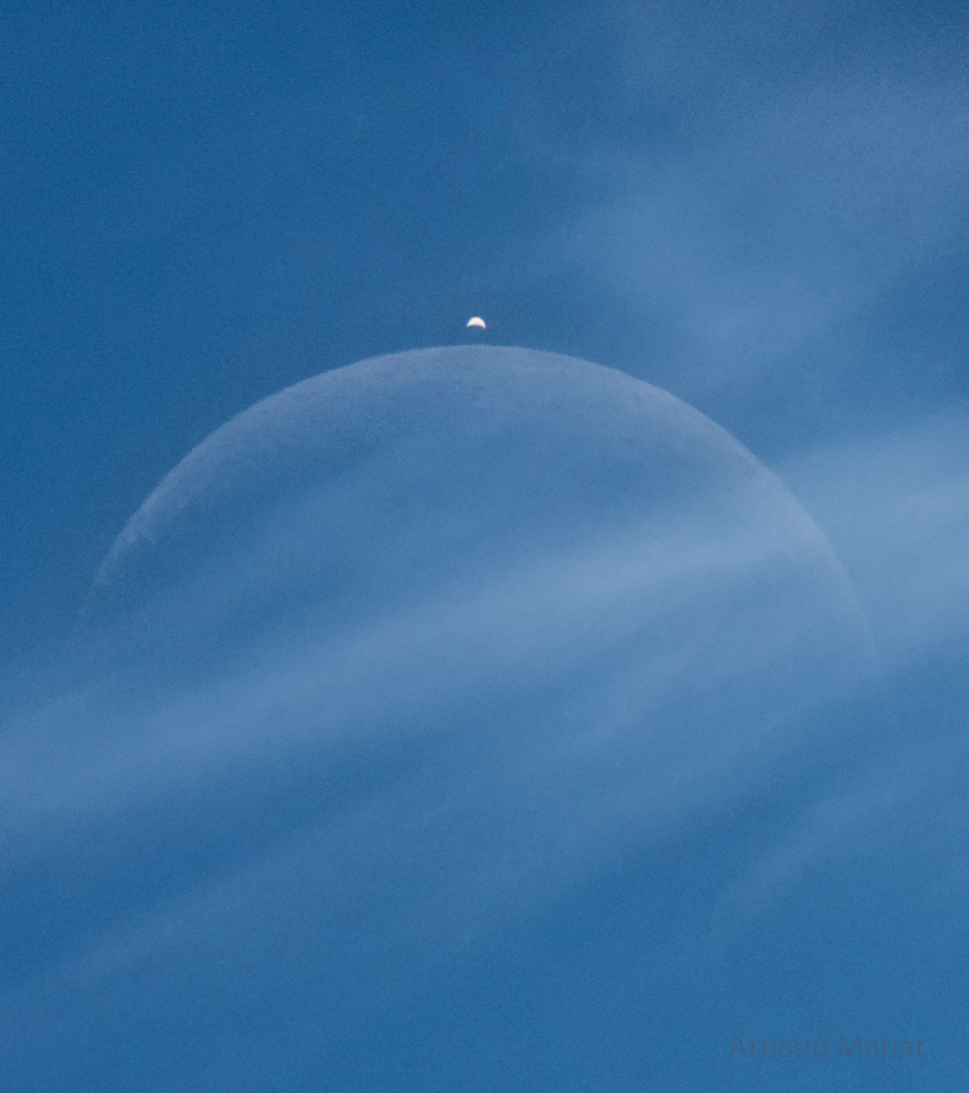 APOD: 2026 September 15 � A Daytime Eclipse: Moon Occults Venus