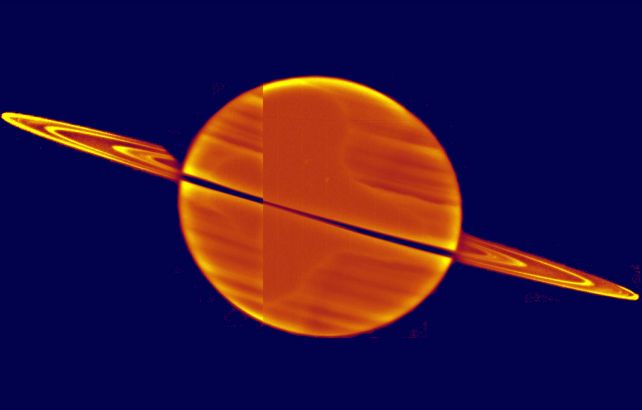 Solnechnyi svet na kol'cah Saturna