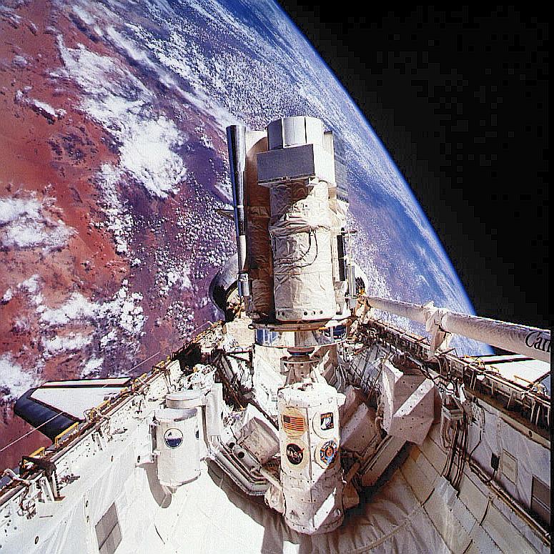 "Astro-2" na orbite