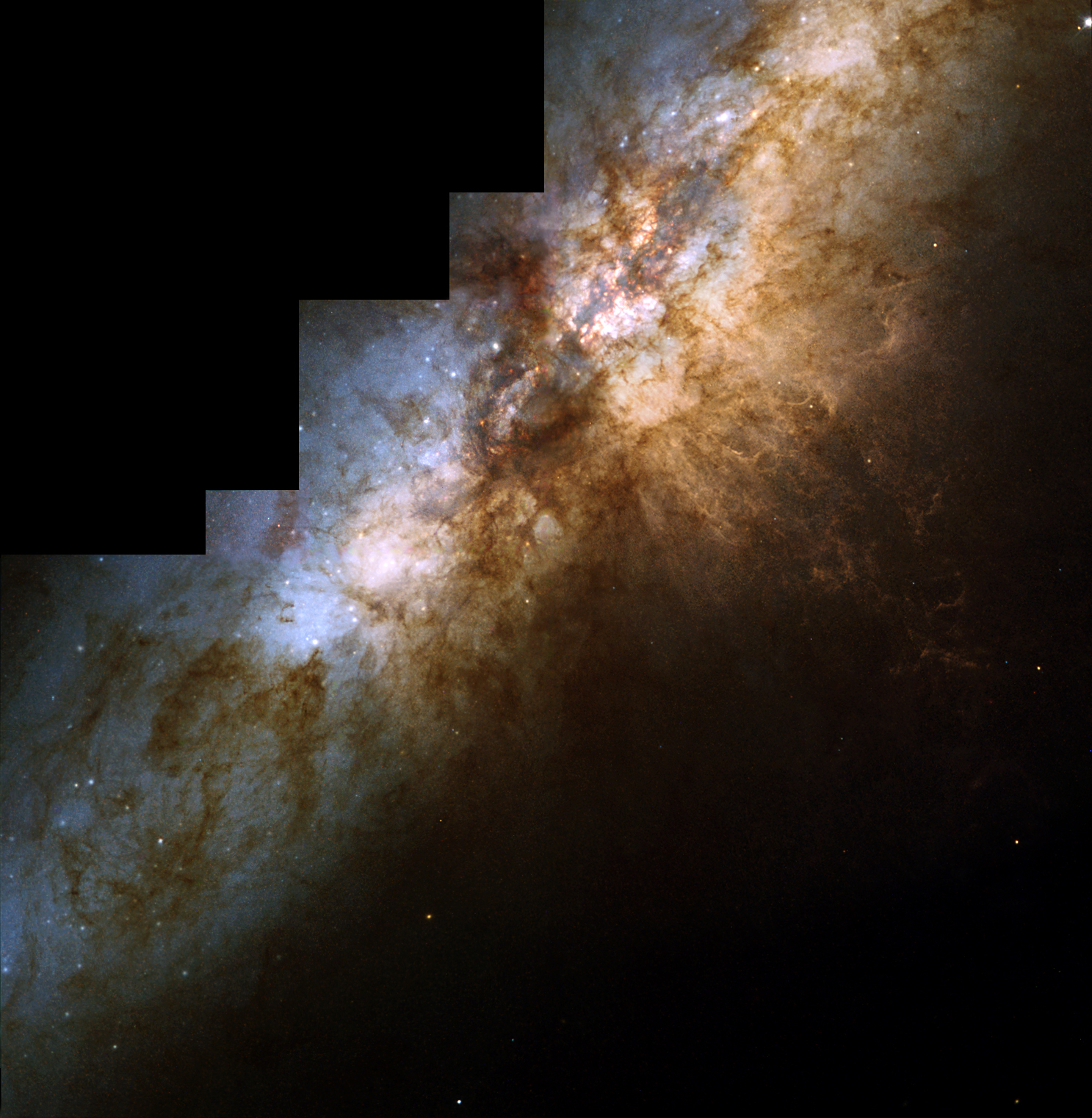 M82 Галактика