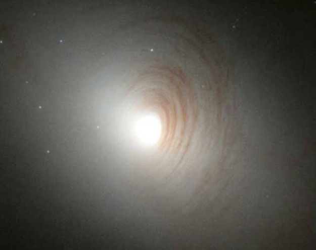NGC 2787: linzoobraznaya galaktika s peremychkoi