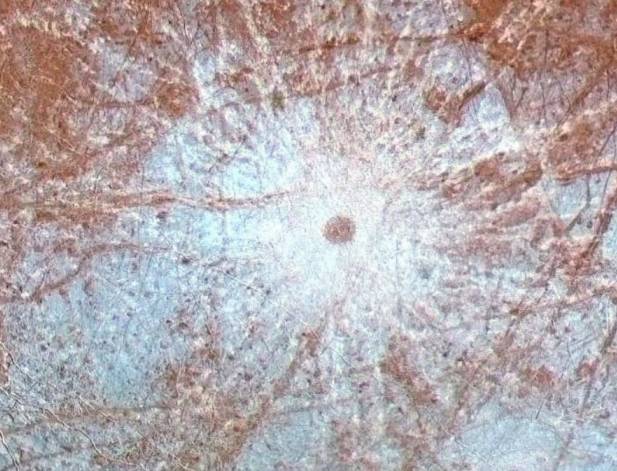 Pwyll: Icy Crater of Europa