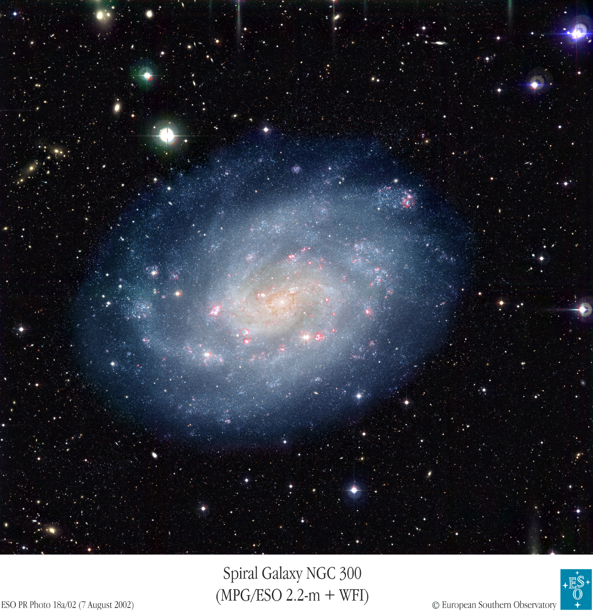 Spiral'naya galaktika NGC 300