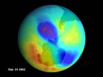 Небольшая двойная озоновая дыра в 2002 году