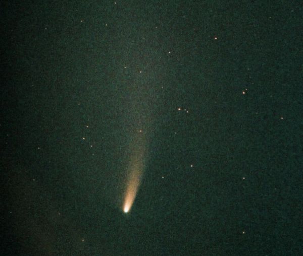 Комета NEAT в южном небе