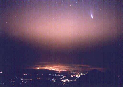 Kometa Heila-Boppa - samaya yarkaya kometa 20 stoletiya
