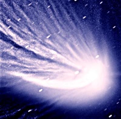Kometa Heila-Boppa ochen' podrobno