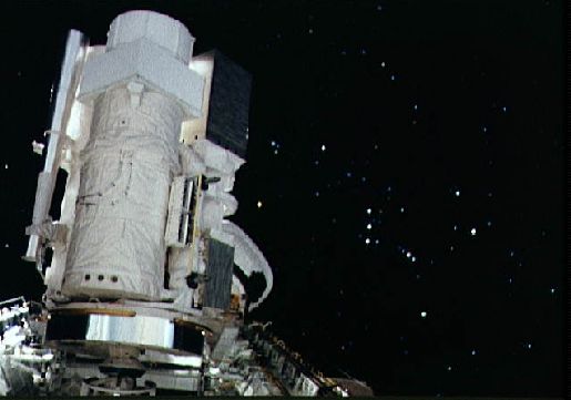 Astro-1 na orbite