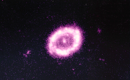 M94 - galaktika so vspyshkoi zvezdoobrazovaniya