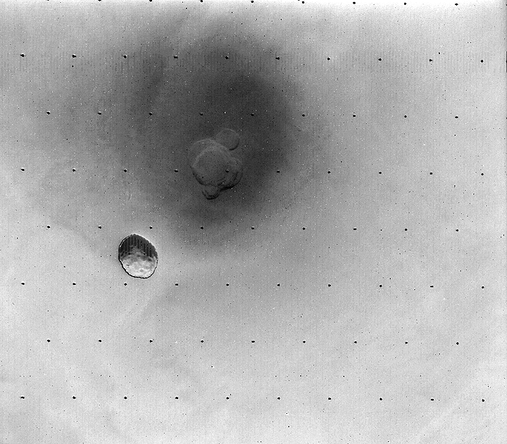 Фобос над Марсом