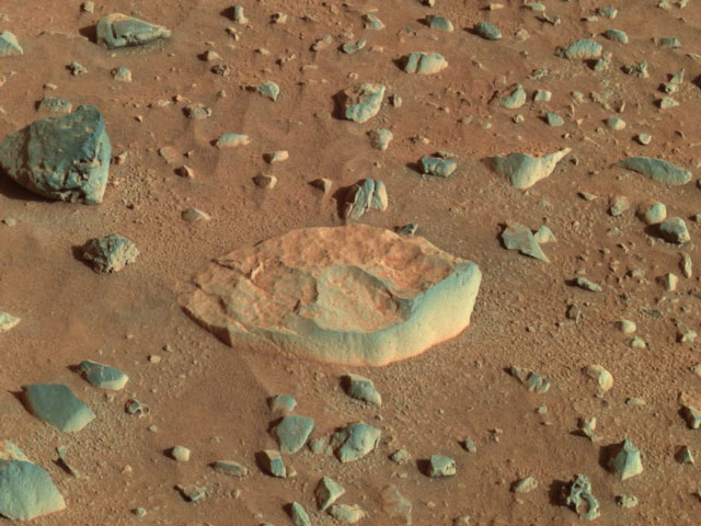 Skala "Belaya lodka" na Marse