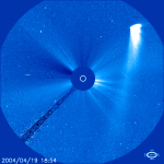 Kometa Bredfilda prohodit okolo Solnca