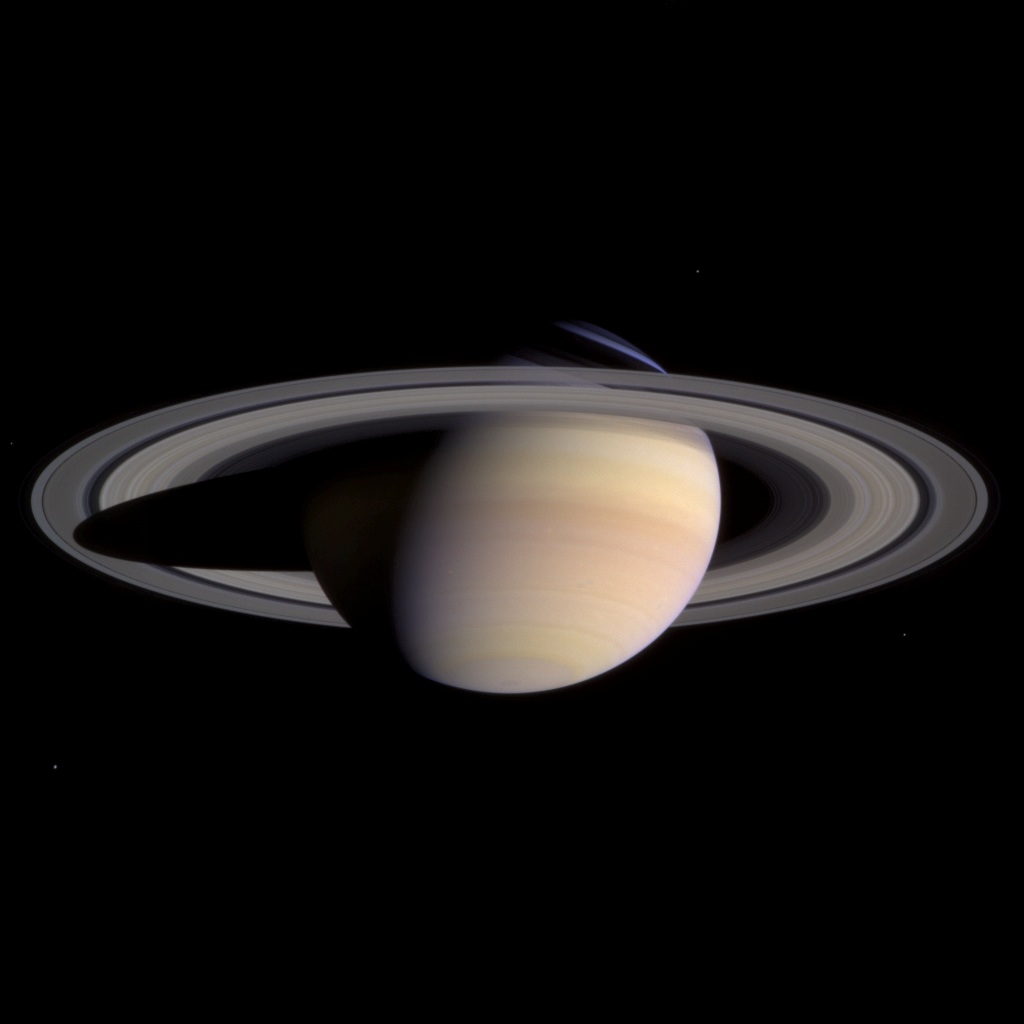 Vid Saturna s "Kassini"