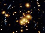 Эффект микролинзирования от гигантского скопления галактик