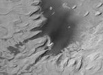 Древние слоистые отложения на Марсе