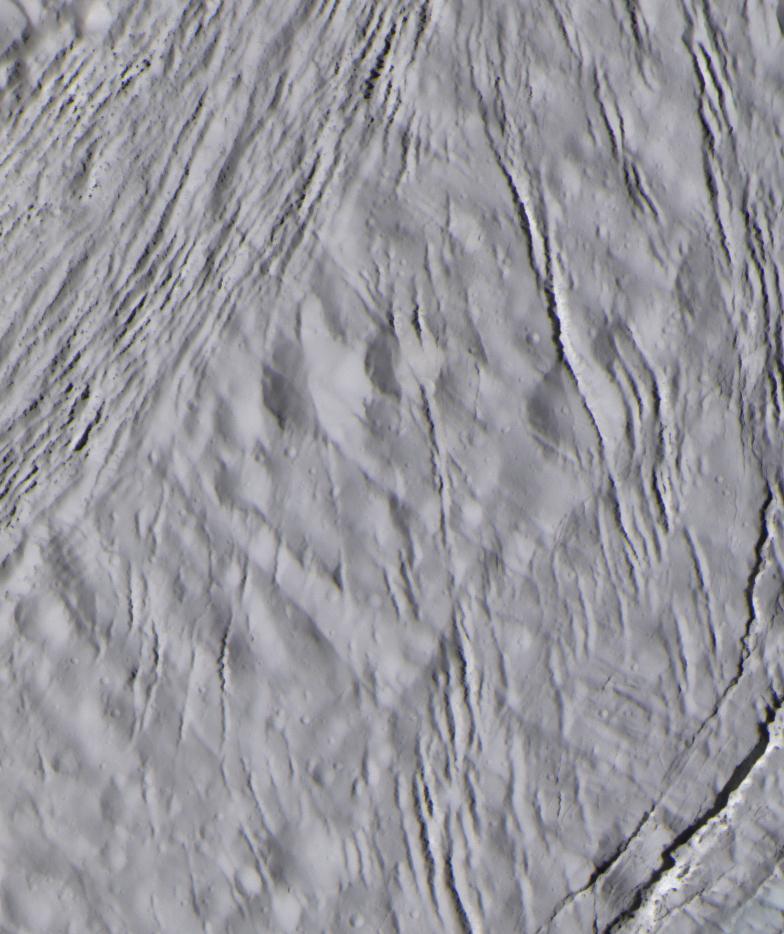 Encelad: snimok krupnym planom