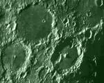 Телескоп Хаббла определяет срок годности лунного зеленого сыра