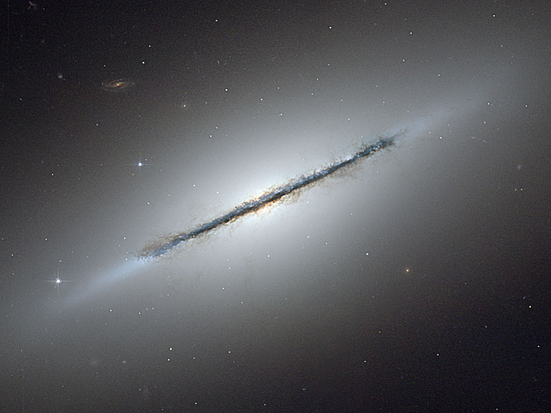 NGC 5866: ,   