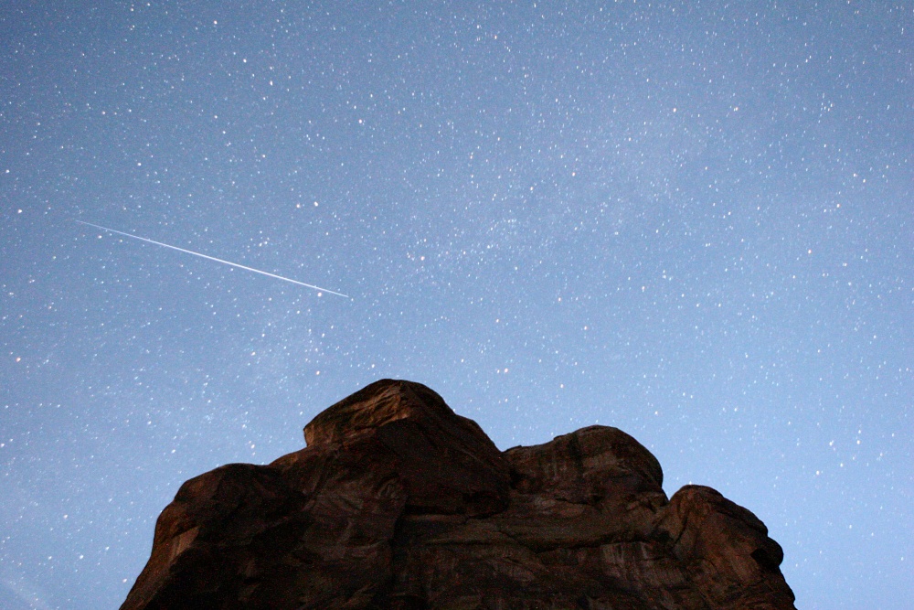 Kometnaya pyl' nad Koloradskimi gorami