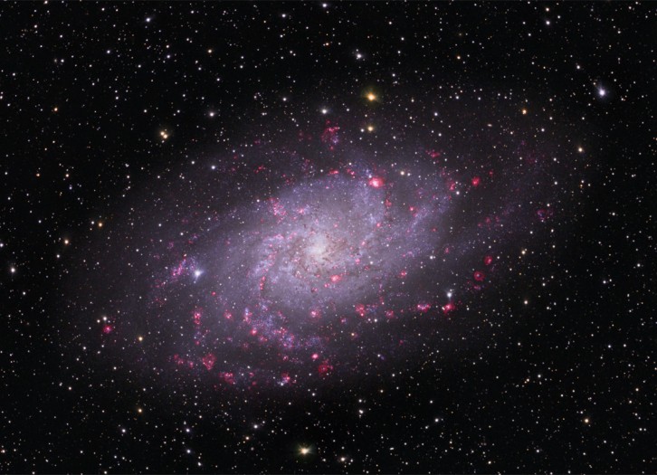 Спиральная галактика M33 в Треугольнике
