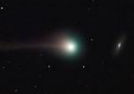 Комета SWAN встречается с галактикой