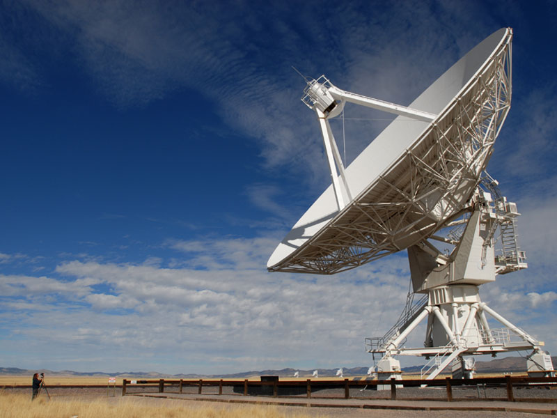 Bol'shaya parabolicheskaya antenna radioobservatorii VLA