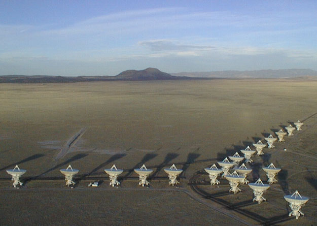 Двадцатилетие Очень большой цепочки радиотелескопов