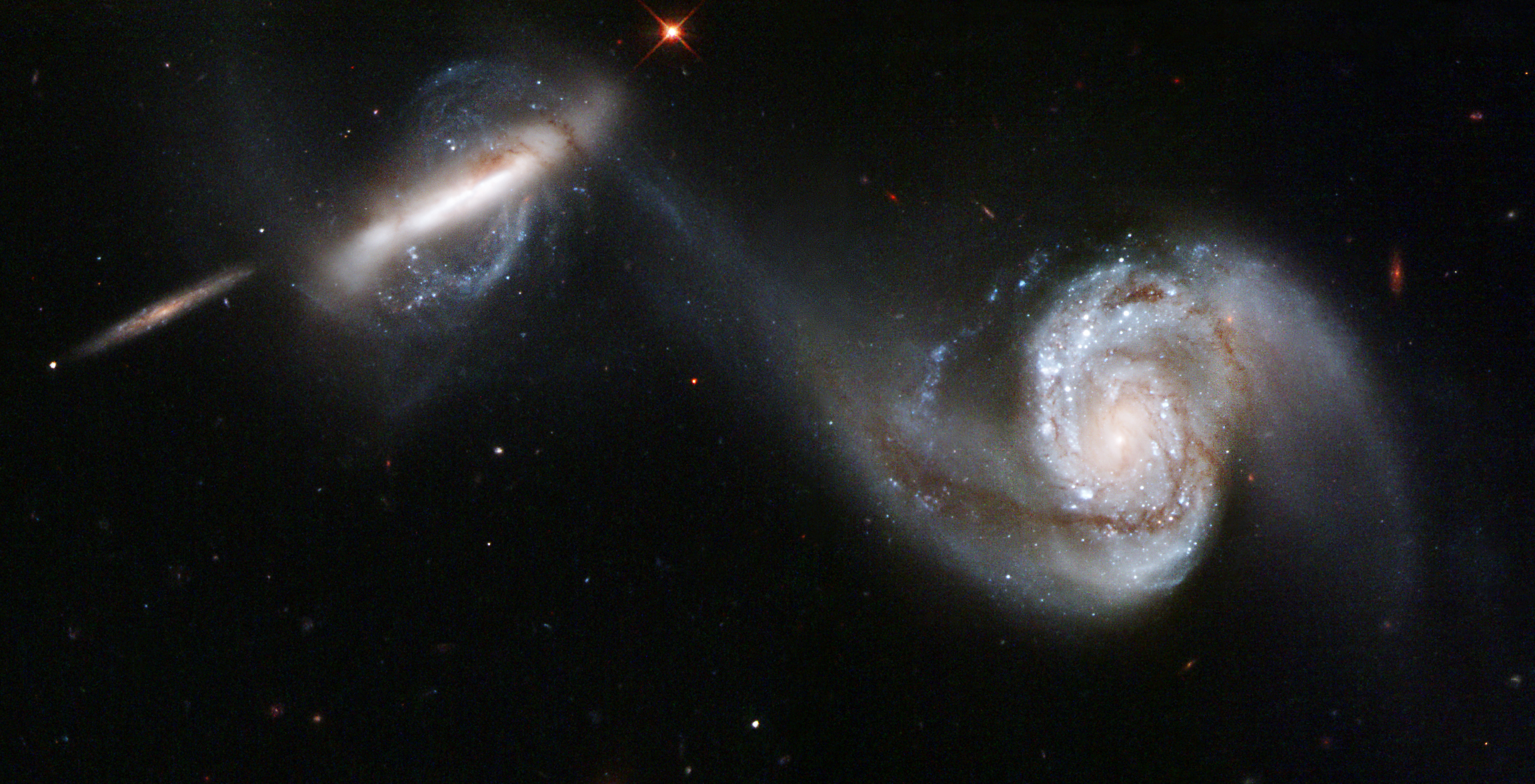 Pekulyarnaya para galaktik Arp 87