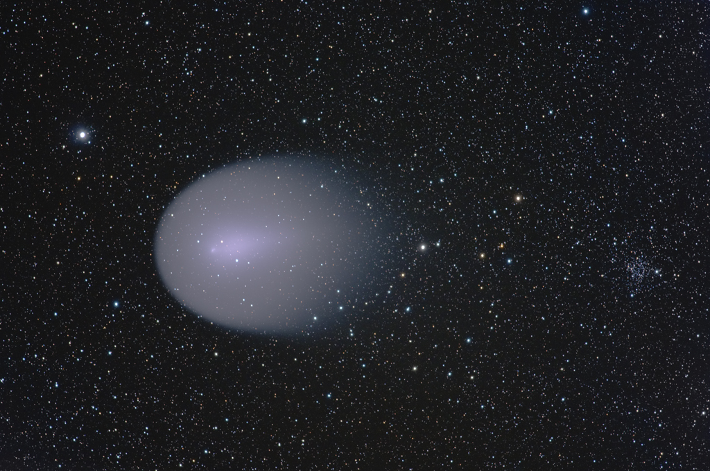 Kometa Holmsa nad Vengriei