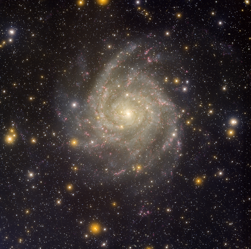 Skrytaya galaktika IC 342: vid iz observatorii Kitt Pik