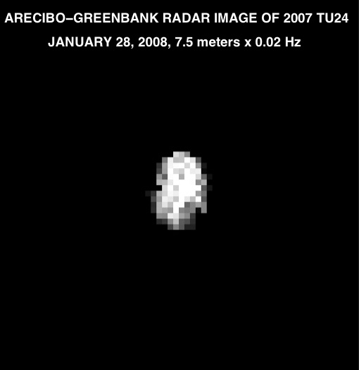 Asteroid 2007 TU24 proletel okolo Zemli