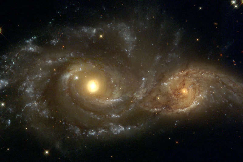 Столкновение спиральных галактик