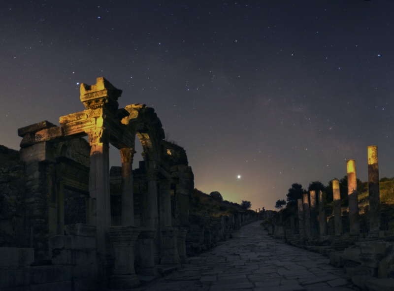 Yupiter nad Efesom