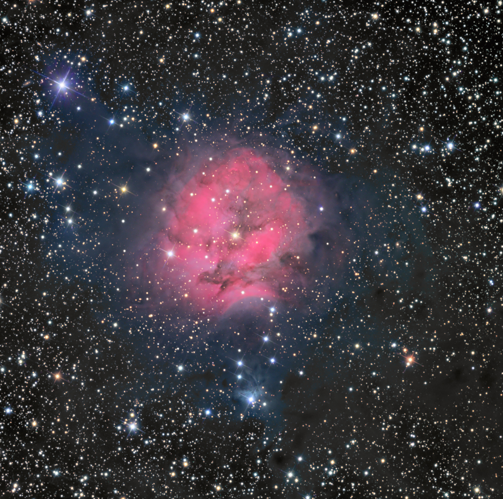 Сверхновая звезда в созвездии лебедя. Туманность ic 349. Звёздное скопление фиолетового цвета. Звездное скопление квинтоль. Небо очистилось замелькали звезды