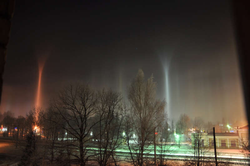 Unusual Light Pillars Over Latvia