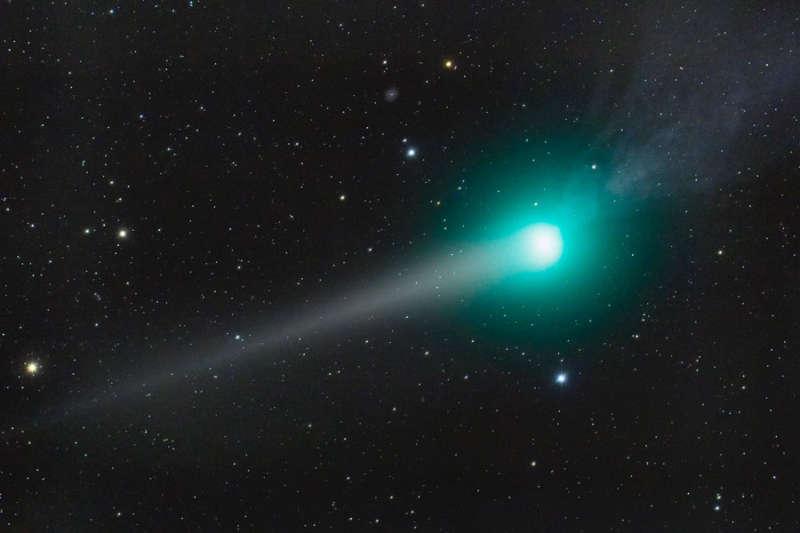 Two Tails of Comet Lulin