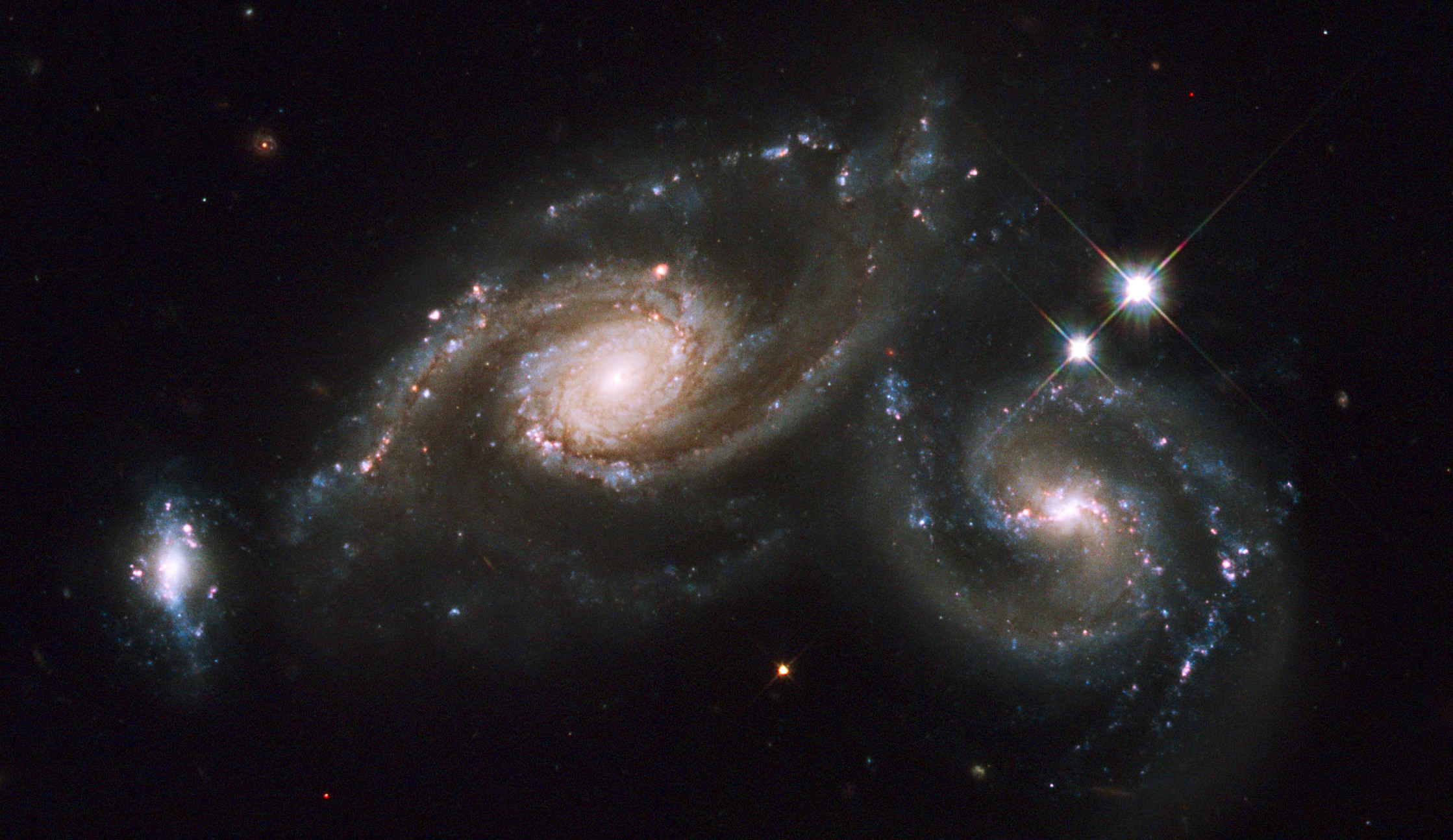 APOD: 2009 April 7  The Colliding Spiral Galaxies of Arp 274