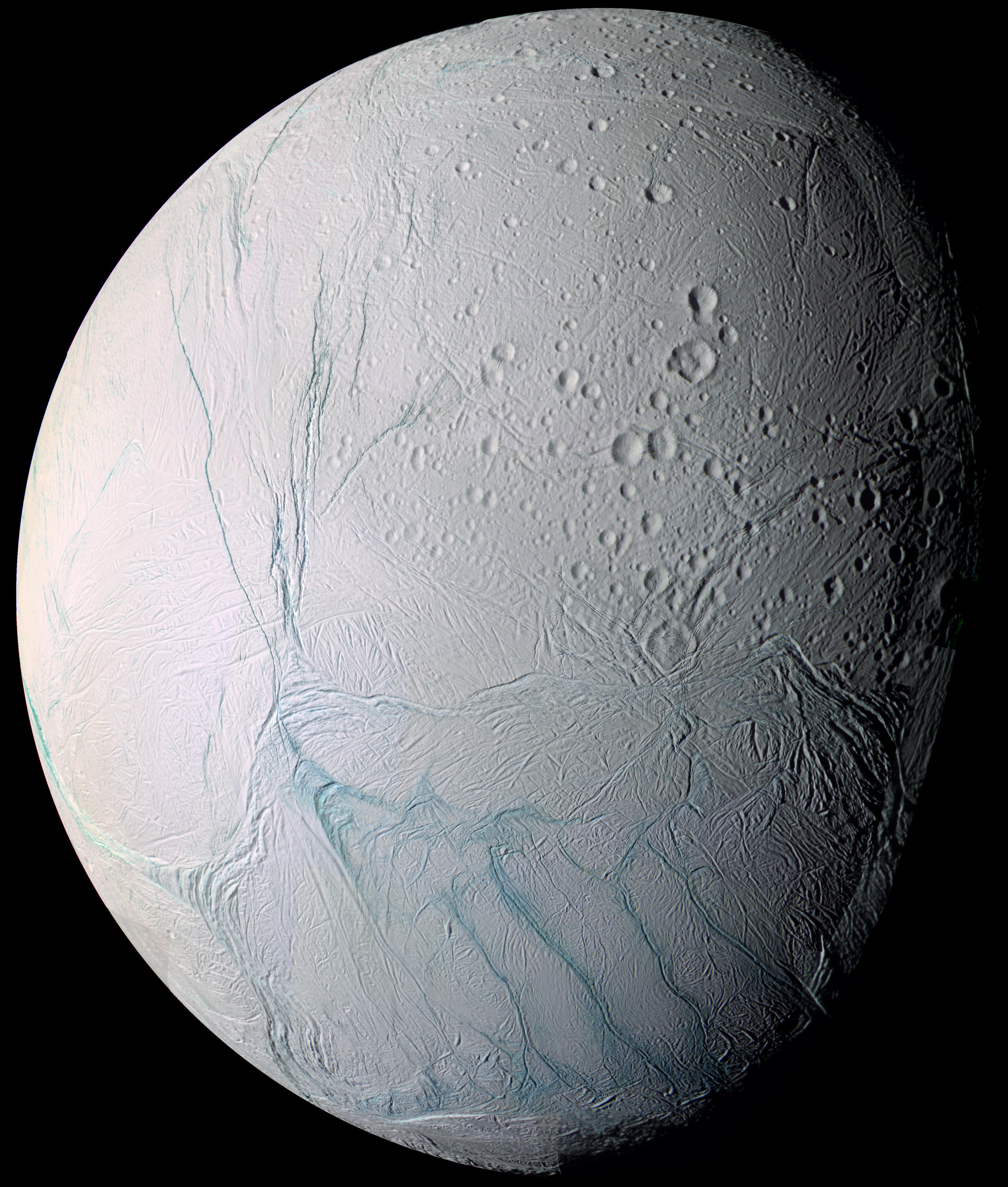 Svezhie tigrovye poloski na Encelade