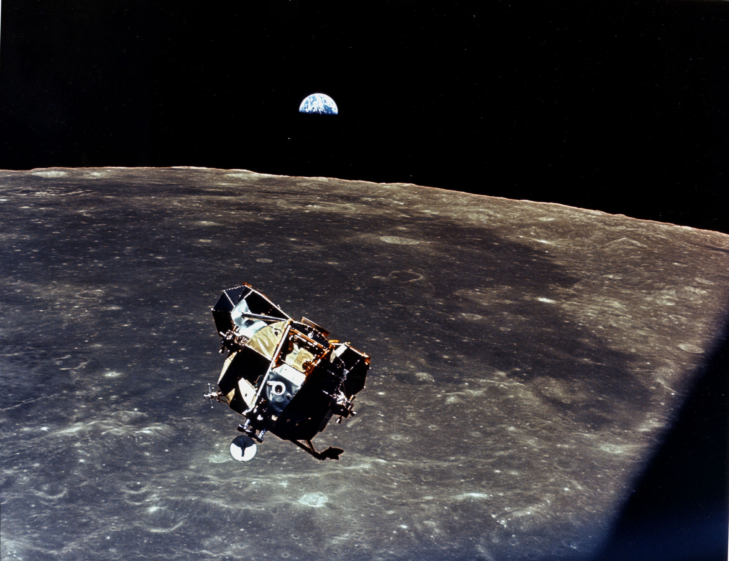 фото с луны аполлон